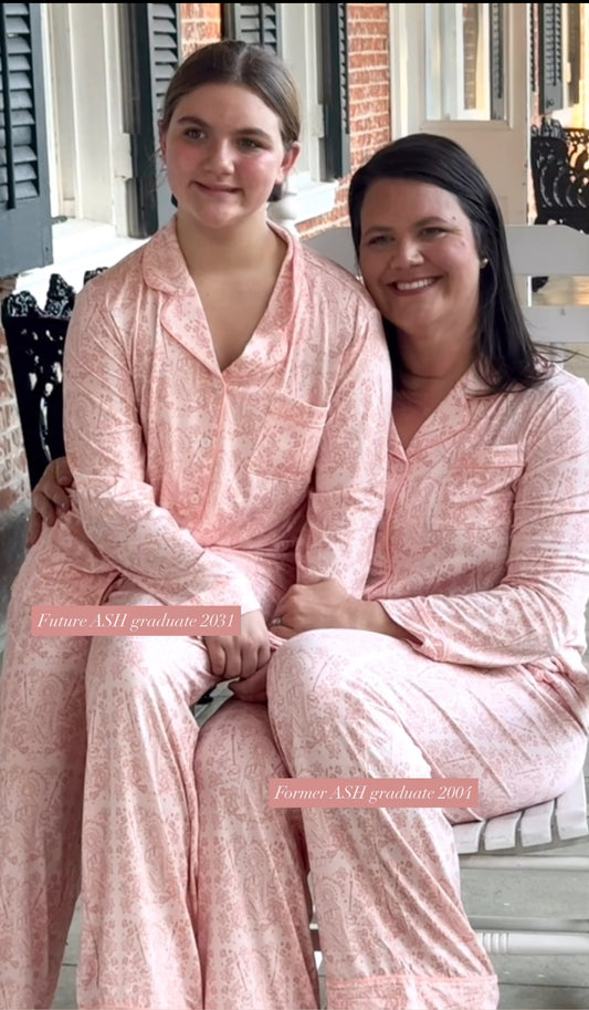 Founders' Legacy "MATER ADMIRABILIS"