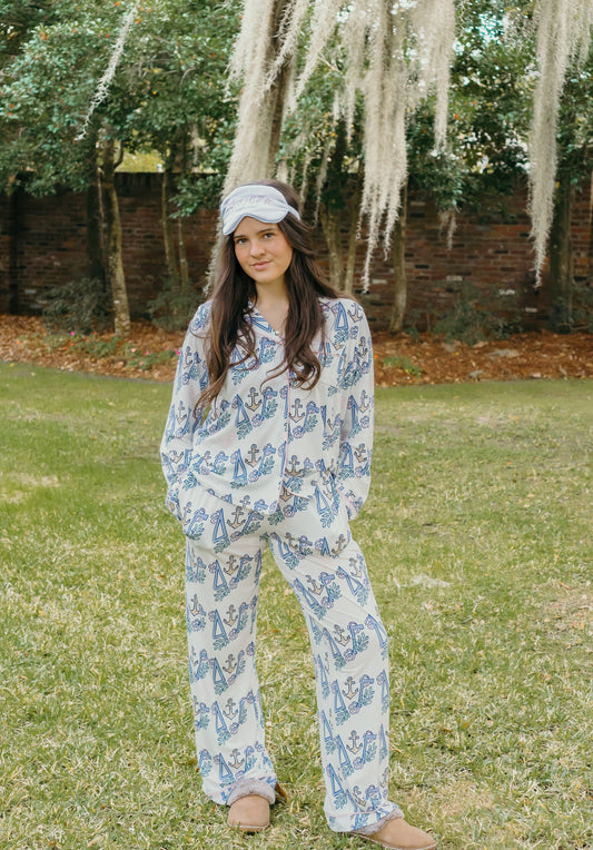 Delta Gamma Dreams Long Set PJs