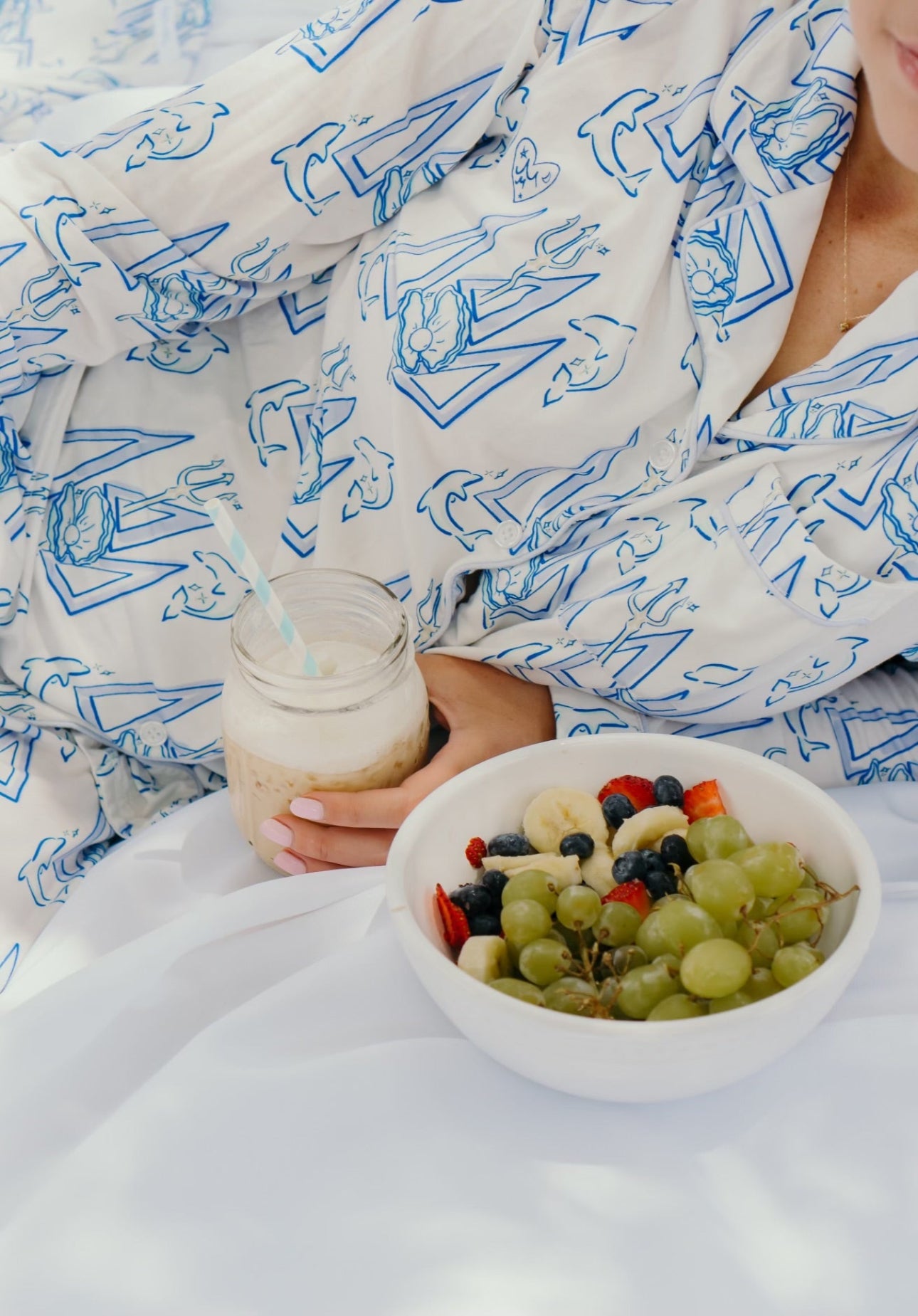 ΔΔΔ Tri-Delt Dreams Long Set PJs