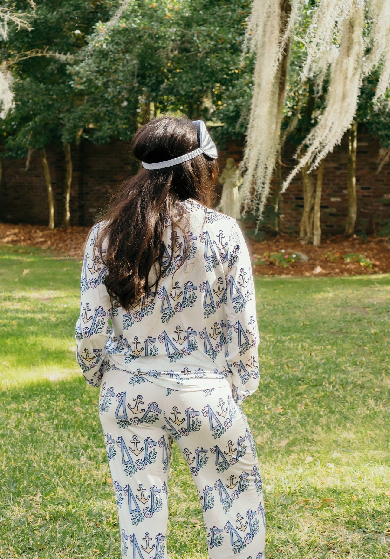 Delta Gamma Dreams Long Set Pajamas