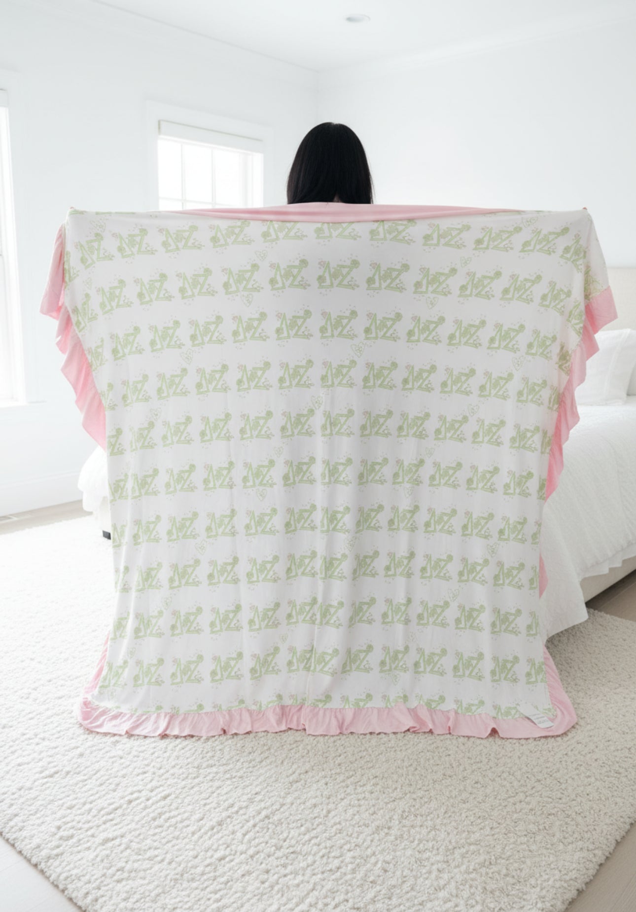 Delta Ζeta Oversized DreamWrap™ Blanket