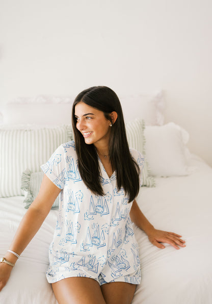 Delta Delta Delta Dreams Short Set Pajamas